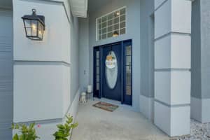 607 Downing Cir, Davenport, FL 33897, Sold 12/03/24