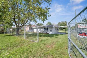 3201 NW AVENUE M, WINTER HAVEN, FL 33881 Sold 12/23/24