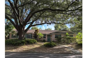 160 BIRCHWOOD DRIVE, MAITLAND, FL 32751 Sold 02/21/25