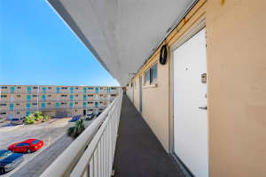 219 ATLANTIC AVENUE, DAYTONA BEACH, FL 32118 Sold 07/22/25
