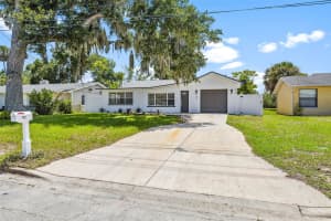 752 COLFAX DRIVE, DAYTONA BEACH, FL 32114 Sold 02/20/25