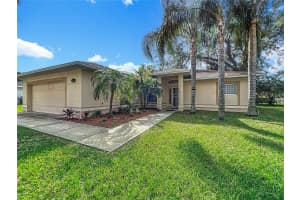 944 HICKS ROAD, LAKELAND, FL 33813 Sold 05/22/25
