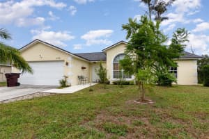 2720 SETTLERS TRAIL, SAINT CLOUD, FL 34772 Sold 02/10/25