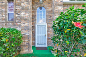 8526 DANVERS COURT, ORLANDO, FL 32818 Sold 12/20/24