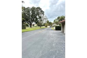 4229 LAKE ORLANDO PARKWAY, ORLANDO, FL 32808 - MLS#MFRO6254397