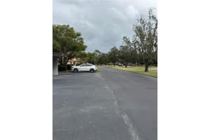 4229 LAKE ORLANDO PARKWAY, ORLANDO, FL 32808 - MLS#MFRO6254397