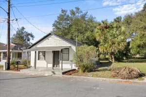 1040 TEXAS AVE, LAKELAND, FL 33805 Sold 03/21/25