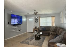 332 APOPKA HILLS CIRCLE, APOPKA, FL 32703 Sold 04/21/25