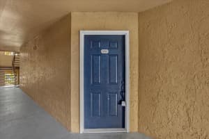 5132 CONROY ROAD, ORLANDO, FL 32811 Sold 06/10/25