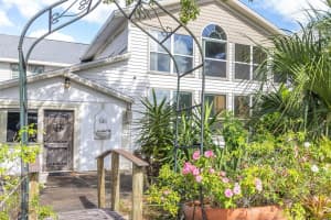 4801 BEACH BOULEVARD, ORLANDO, FL 32803 Sold 08/22/25