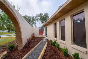 511 SAN SEBASTIAN PRADO, ALTAMONTE SPRINGS, FL 32714 Sold 02/21/25