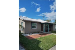1102 12TH STREET, BRADENTON, FL 34205 Sold 12/10/24