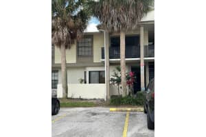 6008 Village Cir #ge, ORLANDO