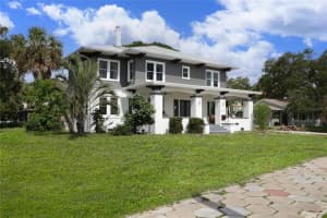 2041 Beach Dr Se, ST PETERSBURG