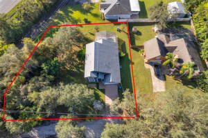 709 LAKE EMERALD AVENUE, ORANGE CITY, FL 32763 - MLS#MFRO6255108