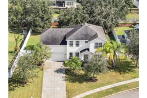 1423 ELLIS FALLON LOOP, OVIEDO, FL 32765 Sold 02/13/25