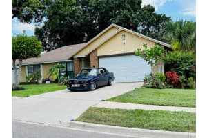 7632 GRAMERCY DRIVE, ORLANDO, FL 32818 Sold 02/07/25