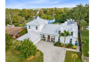 2401 SUMMERLIN AVENUE, ORLANDO, FL 32806 Sold 04/14/25