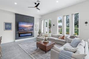 2459 GLADSTONE AVENUE, ORLANDO, FL 32806 Sold 03/19/25