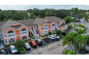 8704 KNIGHTSBRIDGE COURT, KISSIMMEE, FL 34747 Sold 12/03/24