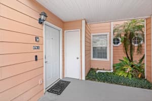 8704 KNIGHTSBRIDGE COURT, KISSIMMEE, FL 34747 Sold 12/03/24