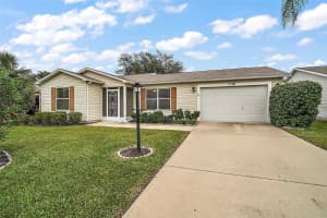 2788 Privada Dr, THE VILLAGES