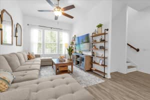 158 SUN PALM LANE, ALTAMONTE SPRINGS, FL 32701 Sold 03/03/25
