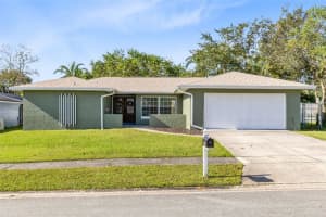 758 LITTLE WEKIVA CIRCLE, ALTAMONTE SPRINGS, FL 32714 Sold 12/23/24