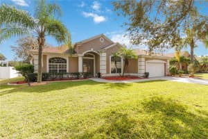 1907 LAZY OAKS LOOP, SAINT CLOUD, FL 34771 Sold 04/29/25