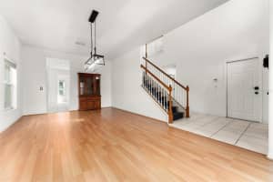 2657 DOVER GLEN CIRCLE, ORLANDO, FL 32828 Sold 04/22/25