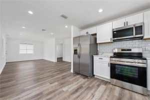 259 SIFFORD LANE, ORLANDO, FL 32811 Sold 01/10/25