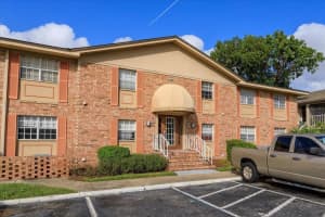 404 Banyon Tree Cir #200, MAITLAND