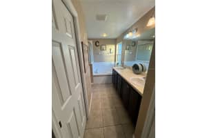 3124 OAK BROOK LANE, EUSTIS, FL 32736 Sold 01/06/25