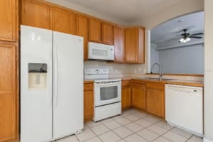 1644 LAMPLIGHTER WAY, ORLANDO, FL 32818 Sold 02/21/25