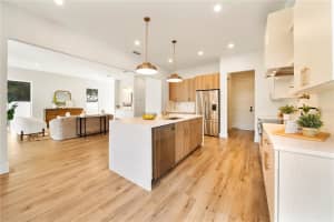 1423 RUSSELL AVENUE, ORLANDO, FL 32806 Sold 03/10/25