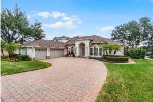 1869 Merlot Dr, SANFORD