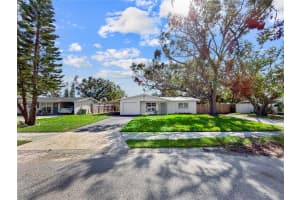 3834 DAVIS BOULEVARD, SARASOTA, FL 34232 Sold 05/05/25