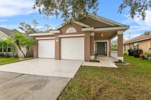 2546 WOODS EDGE CIRCLE, ORLANDO, FL 32817 Sold 03/07/25