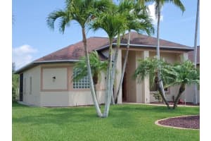 1807 2ND STREET, CAPE CORAL, FL 33990 Sold 03/05/25