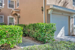2847 METRO SEVILLA DR #105, ORLANDO, FL 32835 - MLS#MFRO6258291