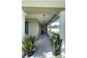684 CASCADING CREEK LANE, WINTER GARDEN, FL 34787 Sold 01/07/25