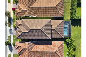 10527 GATLEY PLACE, ORLANDO, FL 32832 Sold 02/12/25