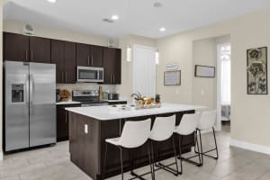 200 VILLA DOMANI CIRCLE, DAVENPORT, FL 33896 Sold 01/28/25