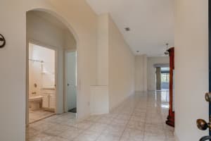 10 GLENEAGLES PLACE, PALM COAST, FL 32137 Sold 01/27/25