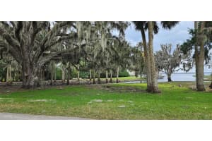424 STONE ISLAND ROAD, DELTONA, FL 32725 Sold 01/31/25
