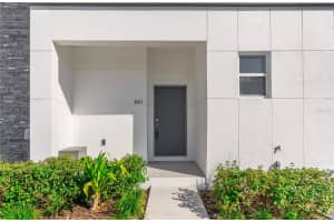 661 TRIKOMO DRIVE, DAVENPORT, FL 33896 Sold 03/31/25