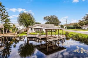 26603 W Cove Dr, TAVARES