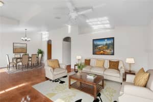 538 LAKEVIEW DRIVE, KISSIMMEE, FL 34759 Sold 04/18/25