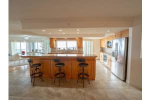 420 HARDING AVE #604, COCOA BEACH, FL 32931 Sold 05/30/25