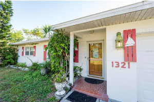 1321 EVERGREEN AVENUE, CLEARWATER, FL 33756 Sold 03/12/25